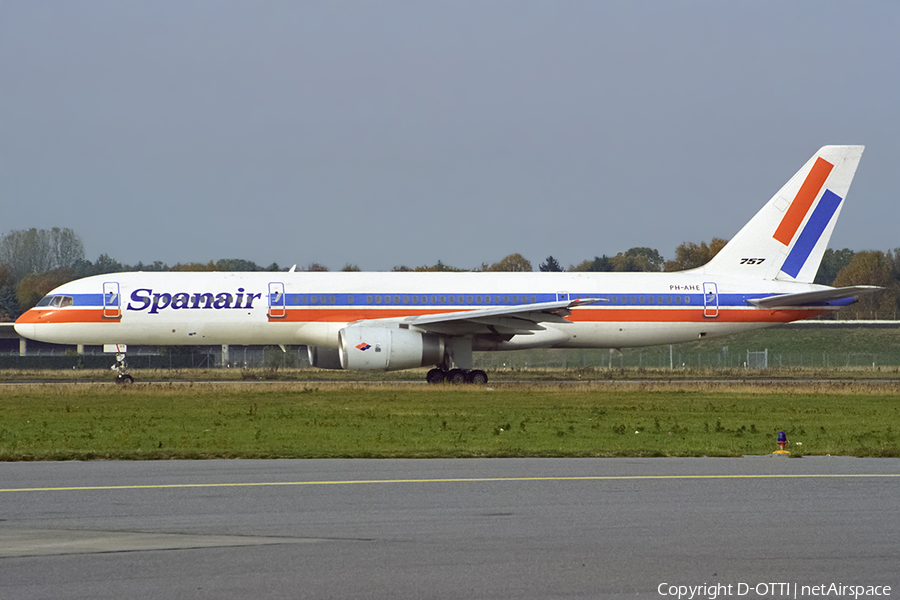 Spanair Boeing 757-27B (PH-AHE) | Photo 439453