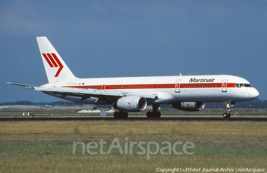 Martinair Boeing 757-27B (PH-AHI) | Photo 404214