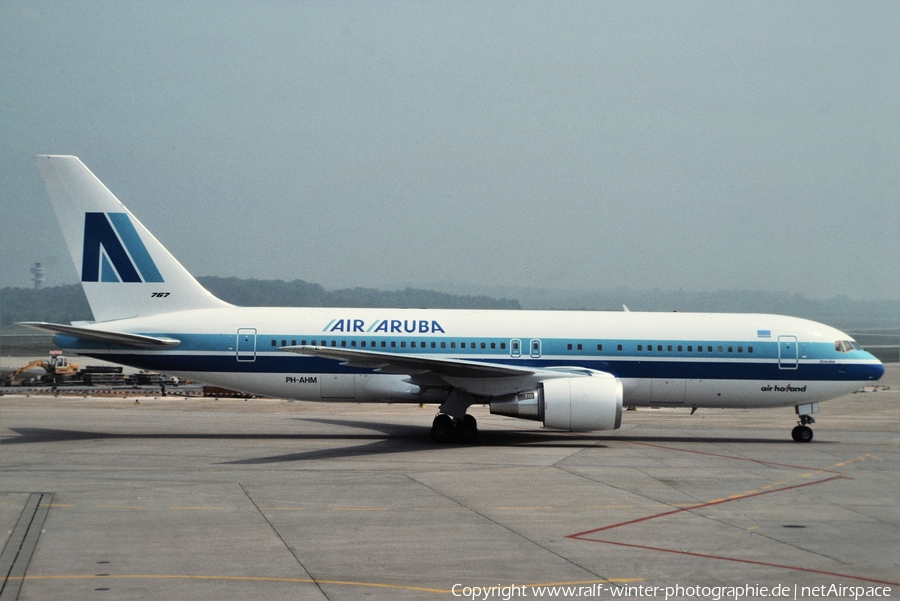 Air Aruba Boeing 767-204(ER) (PH-AHM) | Photo 486399