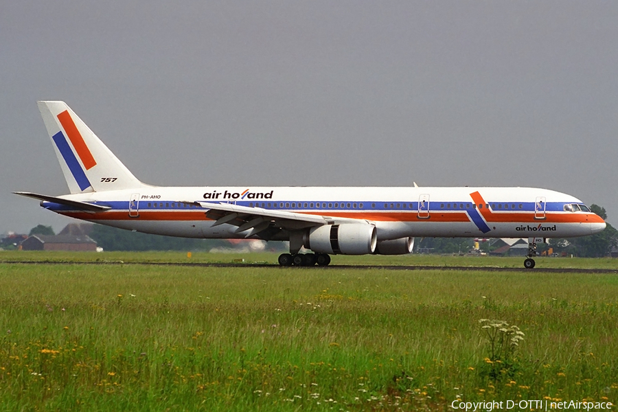 Air Holland Boeing 757-2T7 (PH-AHO) | Photo 247561