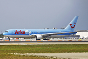 Arkefly Boeing 767-383(ER) (PH-AHQ) at  Miami - International, United States