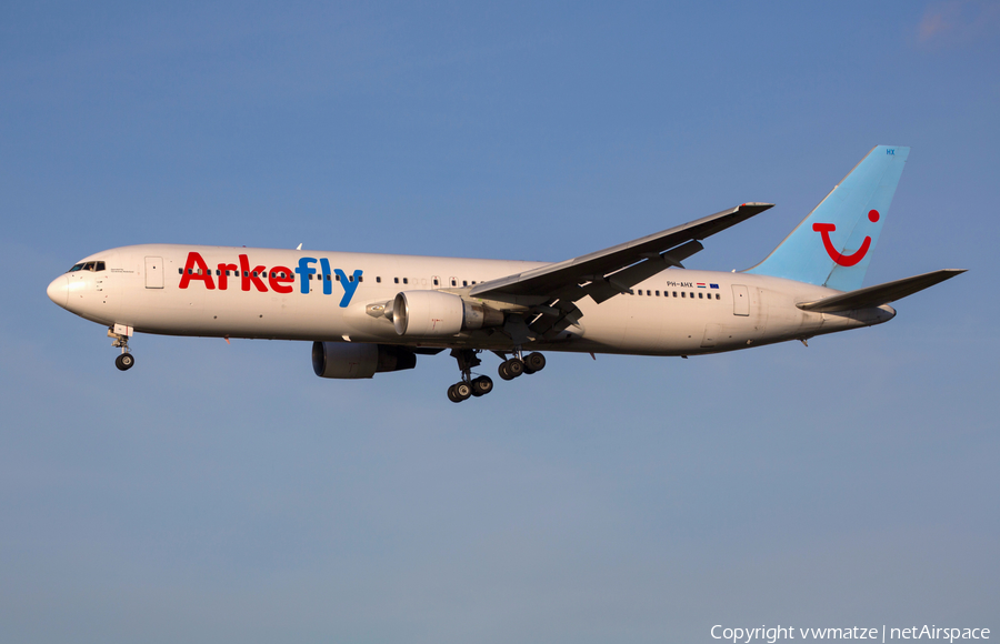 Arkefly Boeing 767-383(ER) (PH-AHX) | Photo 196808