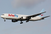 Arkefly Boeing 767-383(ER) (PH-AHX) at  Hamburg - Fuhlsbuettel (Helmut Schmidt), Germany