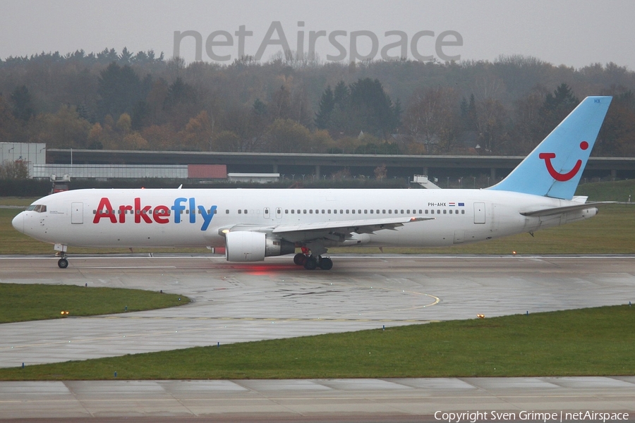 Arkefly Boeing 767-383(ER) (PH-AHX) | Photo 34644