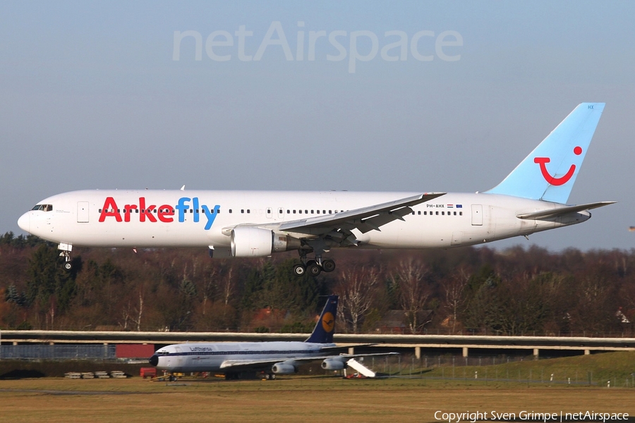Arkefly Boeing 767-383(ER) (PH-AHX) | Photo 36748