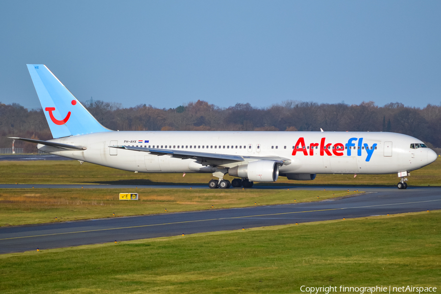 Arkefly Boeing 767-383(ER) (PH-AHX) | Photo 496196