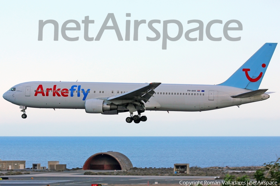 Arkefly Boeing 767-383(ER) (PH-AHX) | Photo 338246