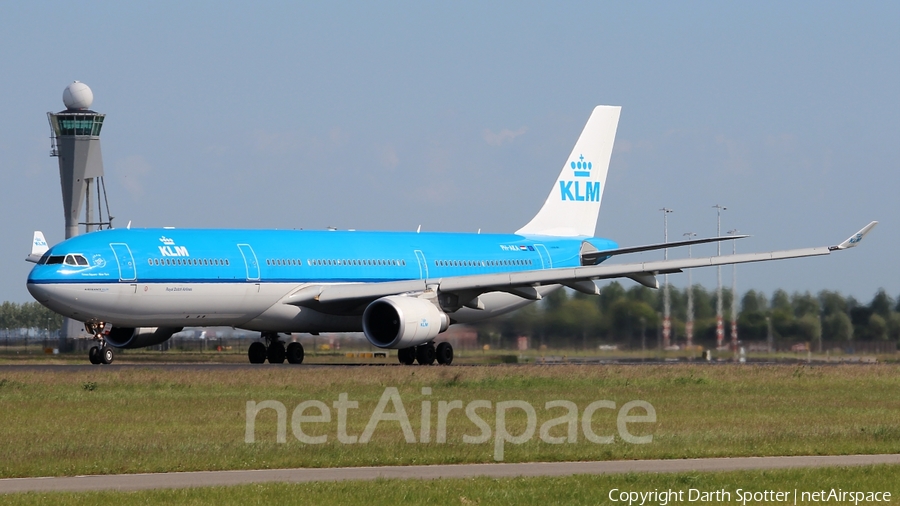 KLM - Royal Dutch Airlines Airbus A330-303 (PH-AKA) | Photo 210982