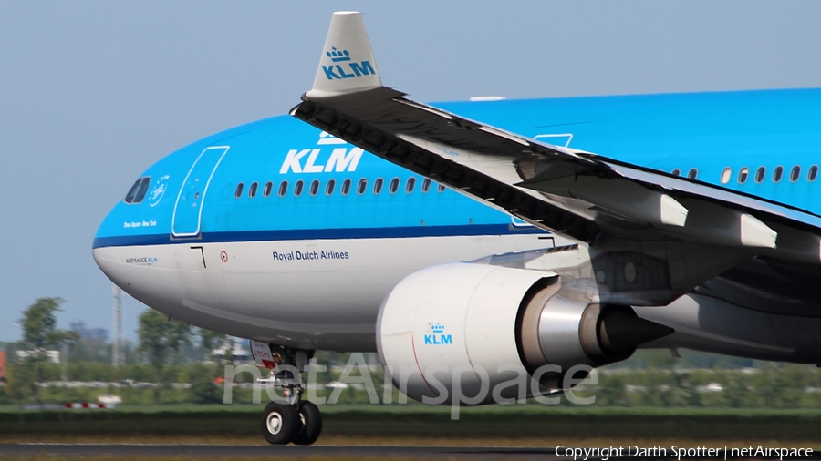 KLM - Royal Dutch Airlines Airbus A330-303 (PH-AKA) | Photo 210984