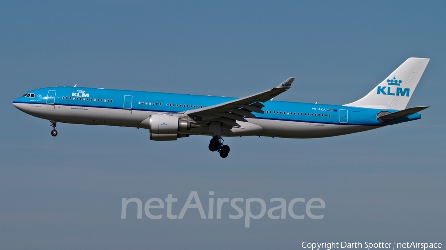 KLM - Royal Dutch Airlines Airbus A330-303 (PH-AKA) | Photo 235524