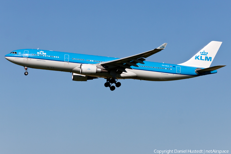 KLM - Royal Dutch Airlines Airbus A330-303 (PH-AKA) | Photo 479793