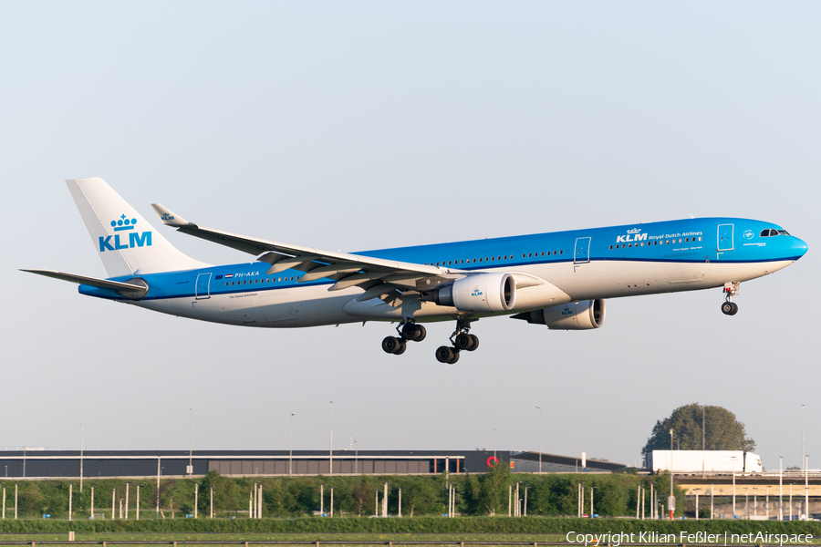 KLM - Royal Dutch Airlines Airbus A330-303 (PH-AKA) | Photo 680351