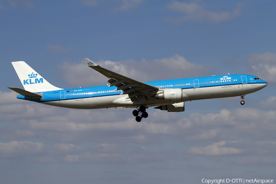 KLM - Royal Dutch Airlines Airbus A330-303 (PH-AKB) | Photo 404408