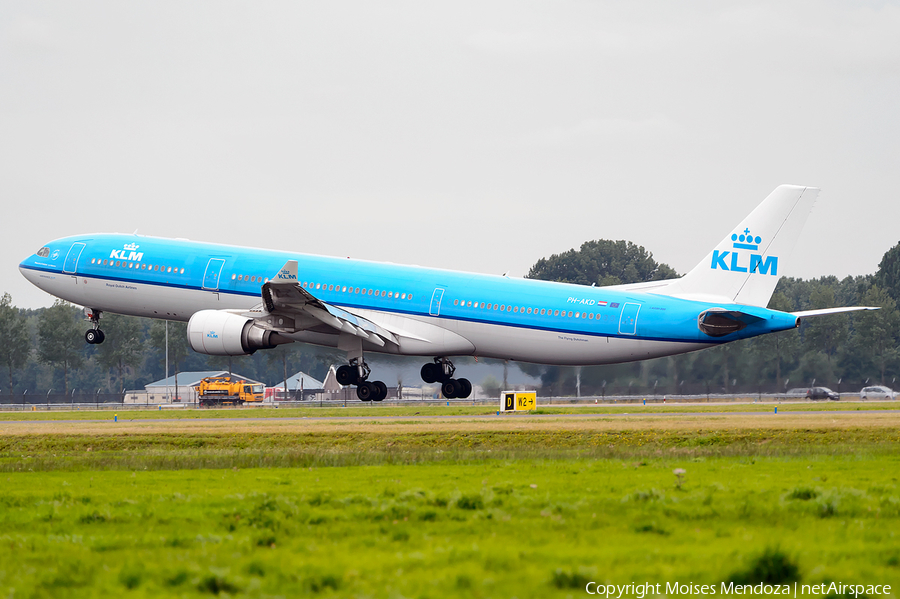 KLM - Royal Dutch Airlines Airbus A330-303 (PH-AKD) | Photo 116200