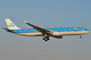 KLM - Royal Dutch Airlines Airbus A330-303 (PH-AKD) at  Toronto - Pearson International, Canada