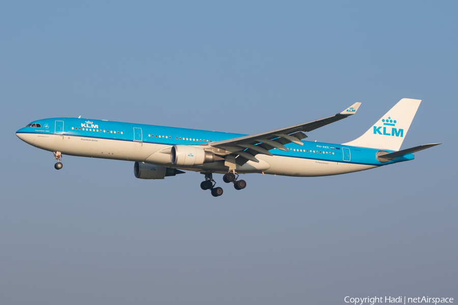 KLM - Royal Dutch Airlines Airbus A330-303 (PH-AKE) | Photo 155156