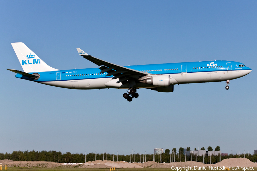 KLM - Royal Dutch Airlines Airbus A330-303 (PH-AKE) | Photo 479795