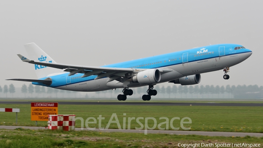 KLM - Royal Dutch Airlines Airbus A330-203 (PH-AOA) | Photo 216485