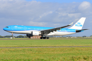 KLM - Royal Dutch Airlines Airbus A330-203 (PH-AOA) at  Amsterdam - Schiphol, Netherlands