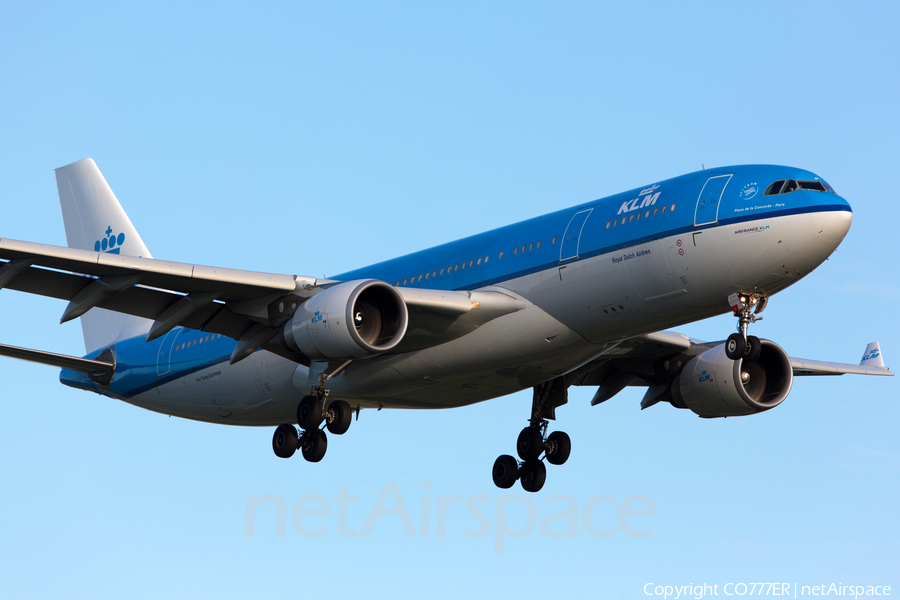 KLM - Royal Dutch Airlines Airbus A330-203 (PH-AOC) | Photo 50645