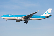 KLM - Royal Dutch Airlines Airbus A330-203 (PH-AOD) at  Amsterdam - Schiphol, Netherlands