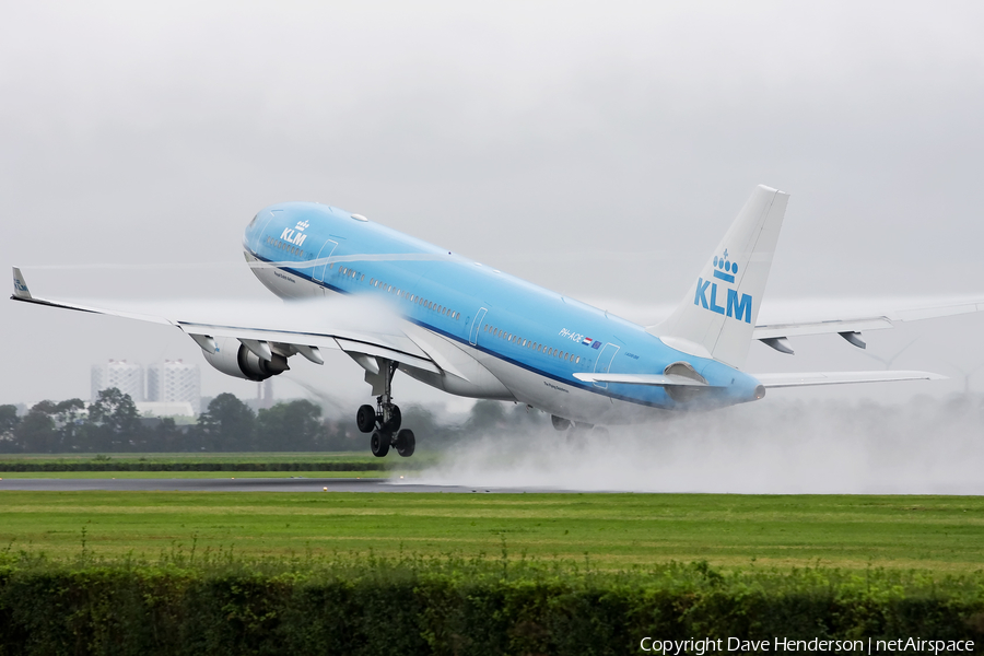 KLM - Royal Dutch Airlines Airbus A330-203 (PH-AOE) | Photo 6243