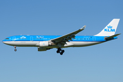 KLM - Royal Dutch Airlines Airbus A330-203 (PH-AOE) at  Amsterdam - Schiphol, Netherlands