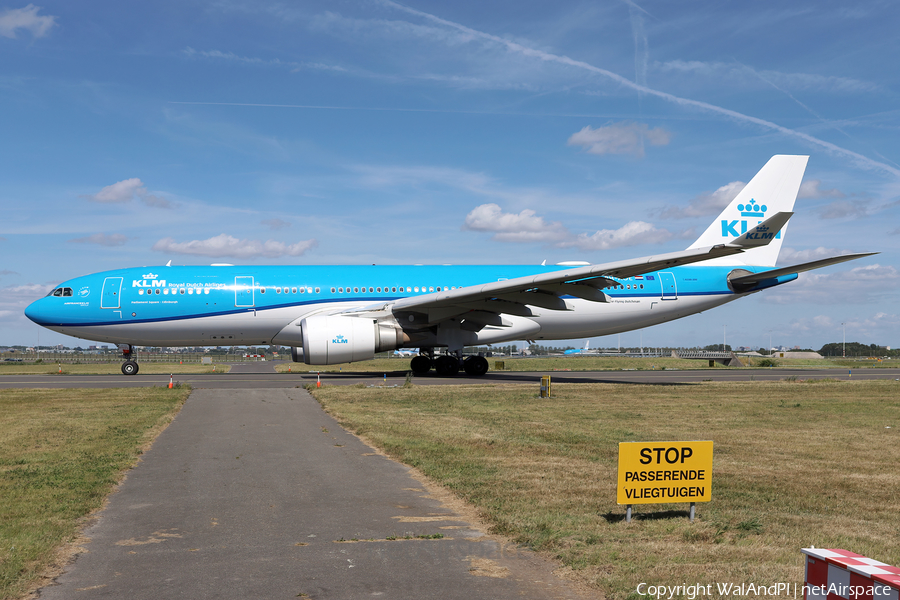 KLM - Royal Dutch Airlines Airbus A330-203 (PH-AOE) | Photo 522408