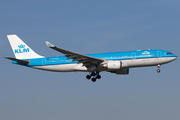 KLM - Royal Dutch Airlines Airbus A330-203 (PH-AOE) at  Amsterdam - Schiphol, Netherlands