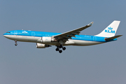 KLM - Royal Dutch Airlines Airbus A330-203 (PH-AOE) at  Amsterdam - Schiphol, Netherlands