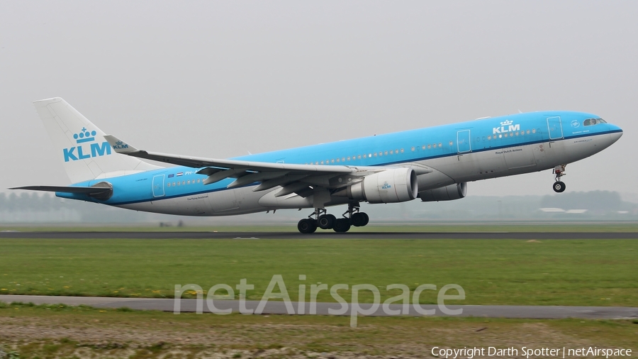 KLM - Royal Dutch Airlines Airbus A330-203 (PH-AOH) | Photo 216492