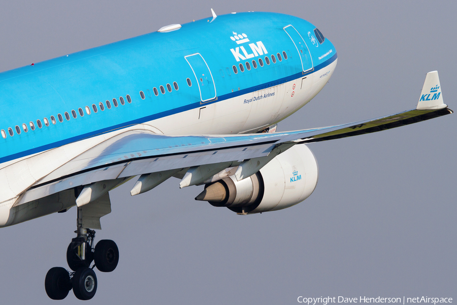 KLM - Royal Dutch Airlines Airbus A330-203 (PH-AOI) | Photo 11505