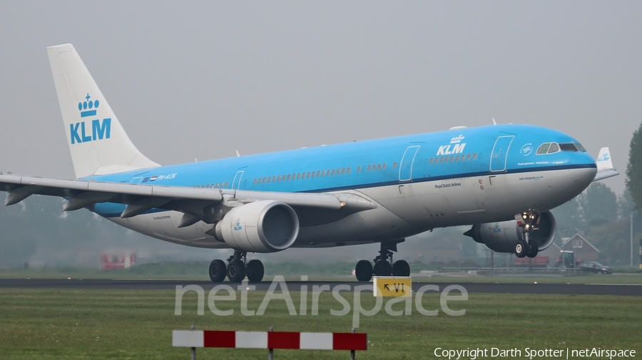 KLM - Royal Dutch Airlines Airbus A330-203 (PH-AOK) | Photo 216495