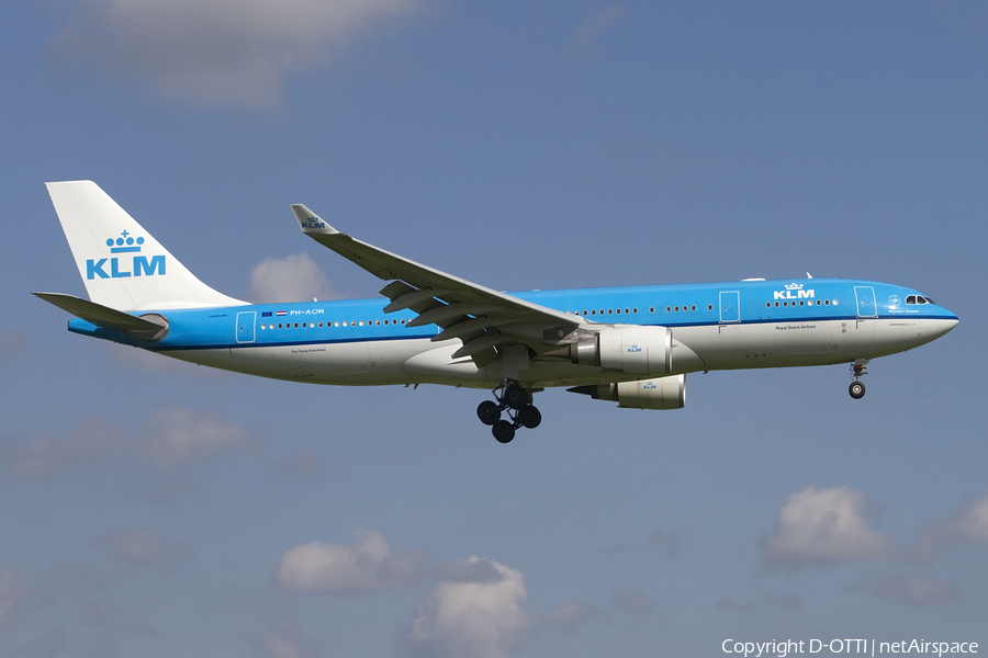 KLM - Royal Dutch Airlines Airbus A330-243 (PH-AON) | Photo 438146