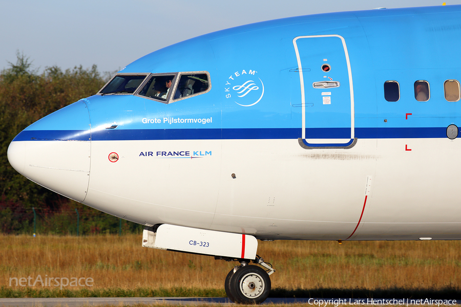 KLM - Royal Dutch Airlines Boeing 737-8K2 (PH-BCB) | Photo 127430