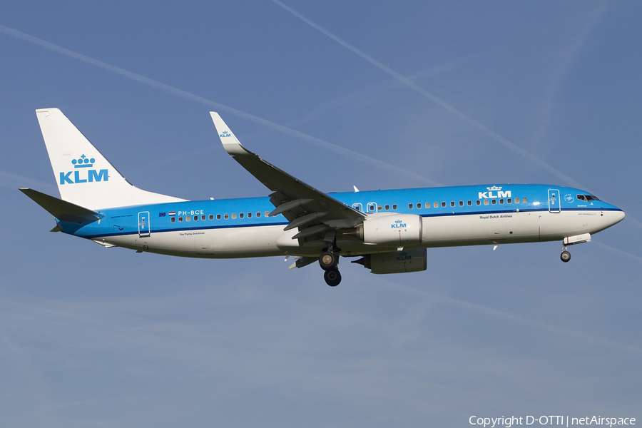 KLM - Royal Dutch Airlines Boeing 737-8K2 (PH-BCE) | Photo 437677