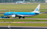 KLM - Royal Dutch Airlines Boeing 737-8K2 (PH-BCK) at  Amsterdam - Schiphol, Netherlands