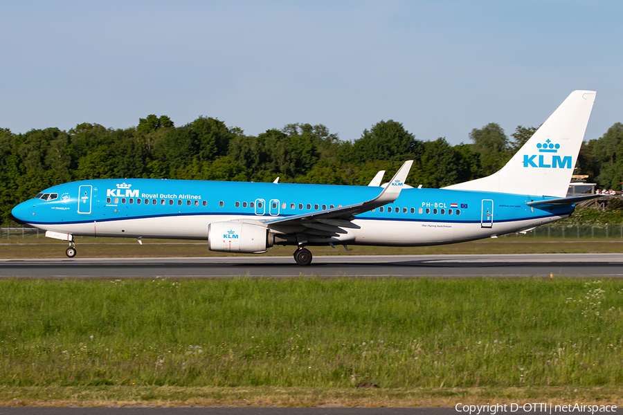 KLM - Royal Dutch Airlines Boeing 737-8K2 (PH-BCL) | Photo 680122