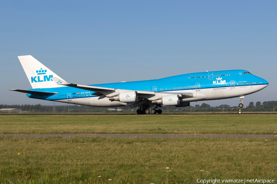 KLM - Royal Dutch Airlines Boeing 747-406 (PH-BFA) | Photo 427180