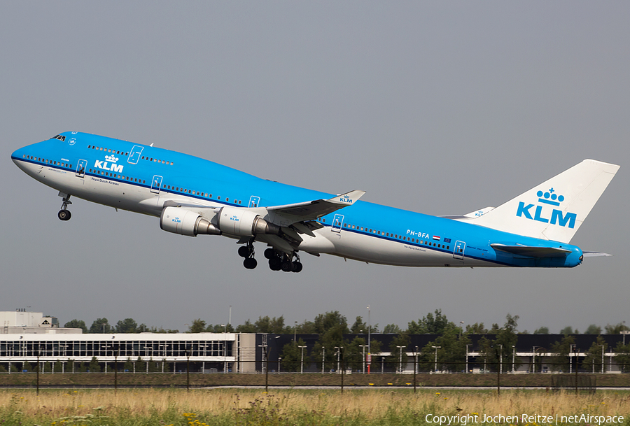 KLM - Royal Dutch Airlines Boeing 747-406 (PH-BFA) | Photo 53927