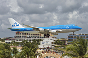 KLM - Royal Dutch Airlines Boeing 747-406 (PH-BFA) at  Philipsburg - Princess Juliana International, Netherland Antilles