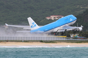 KLM - Royal Dutch Airlines Boeing 747-406 (PH-BFA) at  Philipsburg - Princess Juliana International, Netherland Antilles