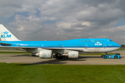 KLM - Royal Dutch Airlines Boeing 747-406 (PH-BFB) at  Amsterdam - Schiphol, Netherlands