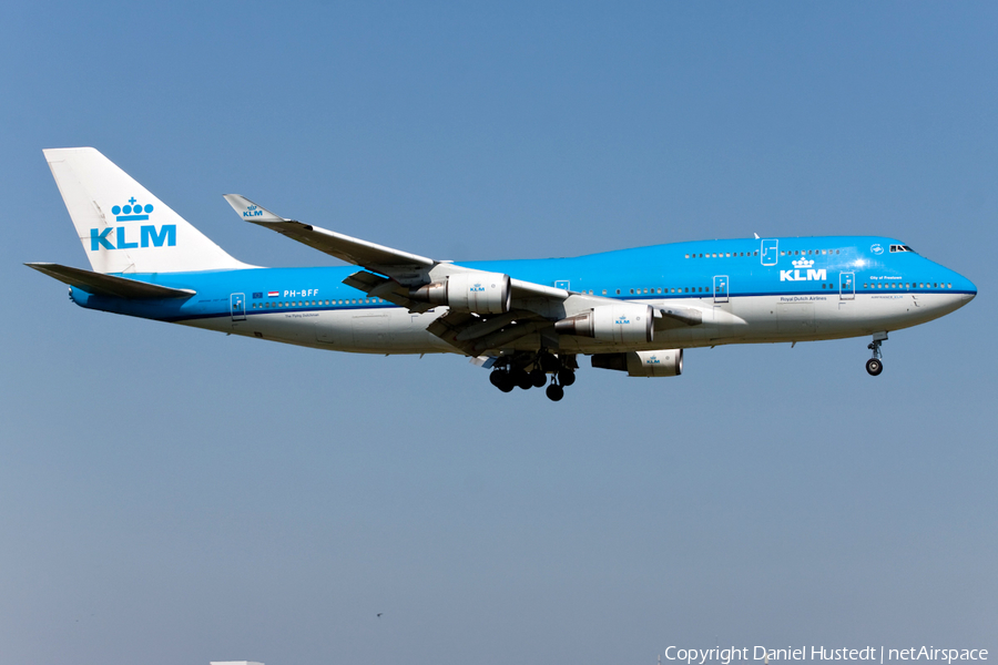 KLM - Royal Dutch Airlines Boeing 747-406(M) (PH-BFF) | Photo 492448