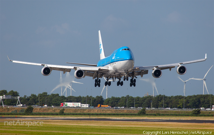 KLM - Royal Dutch Airlines Boeing 747-406 (PH-BFG) | Photo 425556