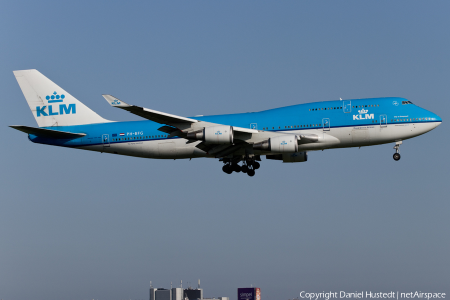 KLM - Royal Dutch Airlines Boeing 747-406 (PH-BFG) | Photo 426139
