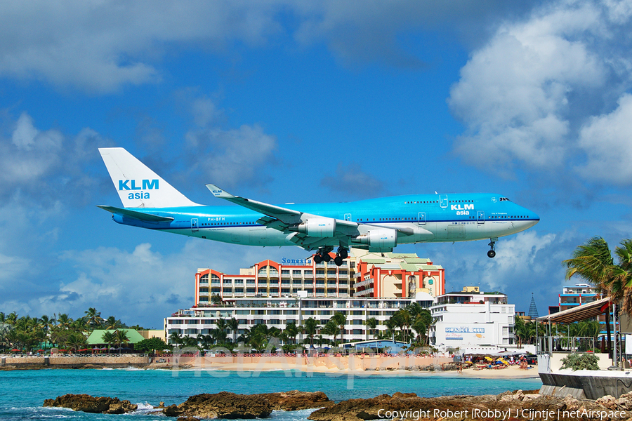 KLM - Royal Dutch Airlines Boeing 747-406(M) (PH-BFH) | Photo 14381