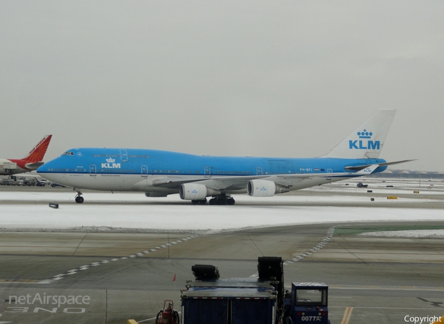 KLM - Royal Dutch Airlines Boeing 747-406(M) (PH-BFI) | Photo 76896