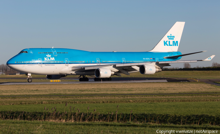 KLM - Royal Dutch Airlines Boeing 747-406 (PH-BFN) | Photo 430004