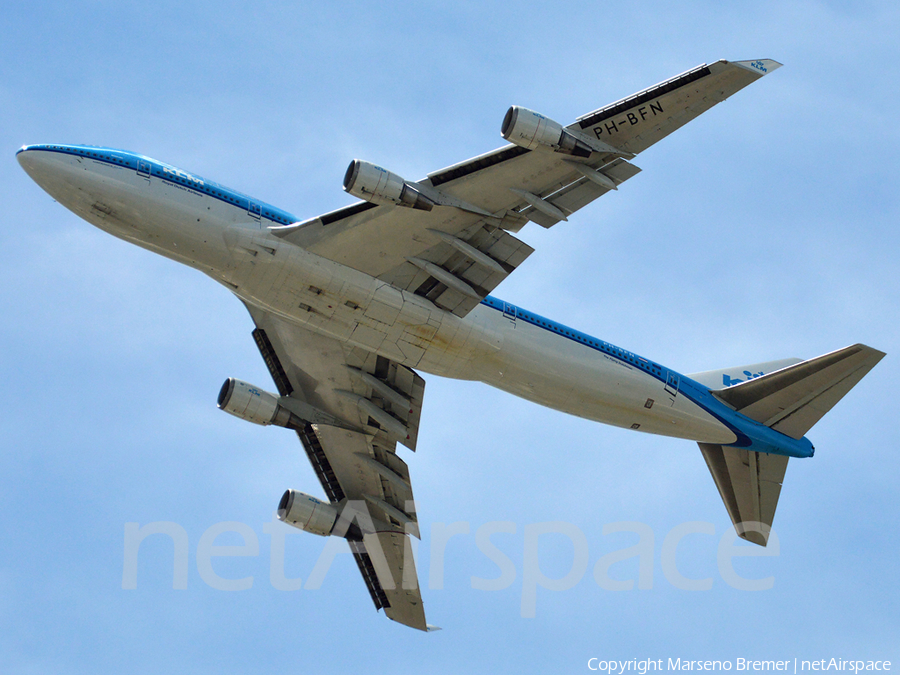 KLM - Royal Dutch Airlines Boeing 747-406 (PH-BFN) | Photo 33490